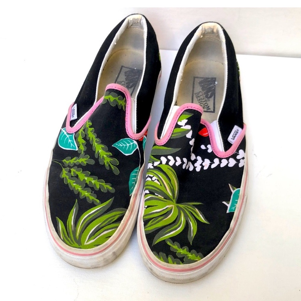 Vans slip on sneakers men’s size 10